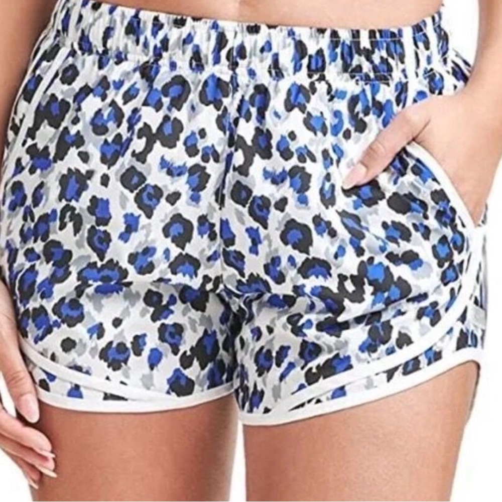 Stylish Blue Leopard Print Women's Shorts